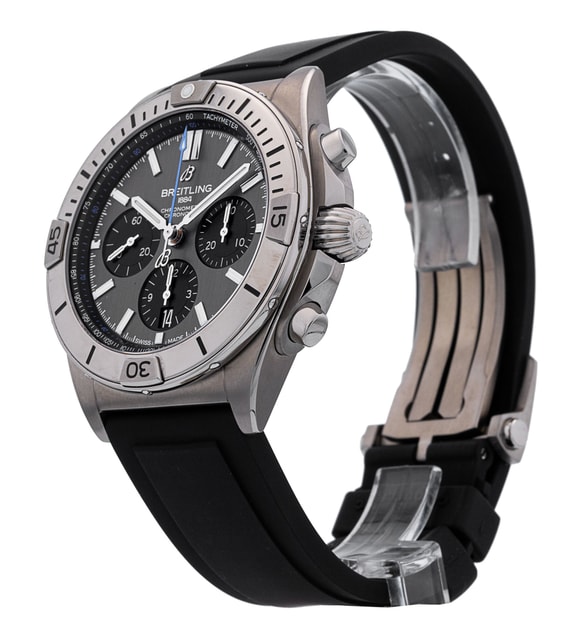 Breitling Chronomat B01 42 EB0134 Image 2